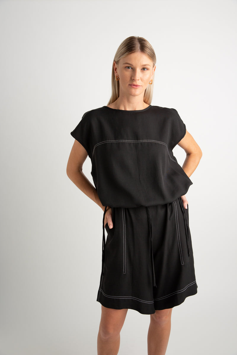 INTENT SHORT | BLACK