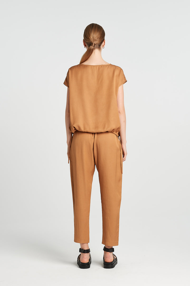 OUTLOOK TOP | CINNAMON